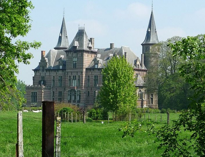 Kasteel Van Elverdinge, Ypres, Belgium, Belgium